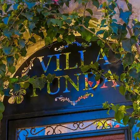 Funda Villa Kas