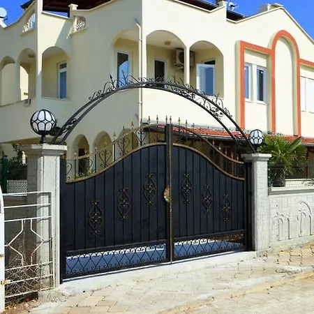 Funda Villa *